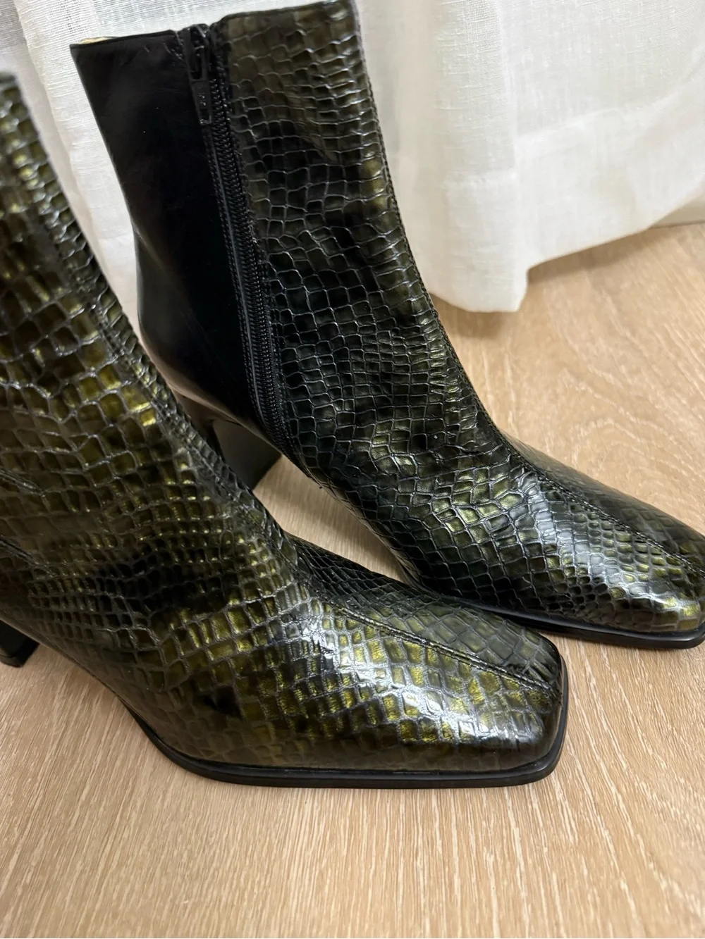 Bellini Green Croc-Embossed Leather Ankle Boots - Women's